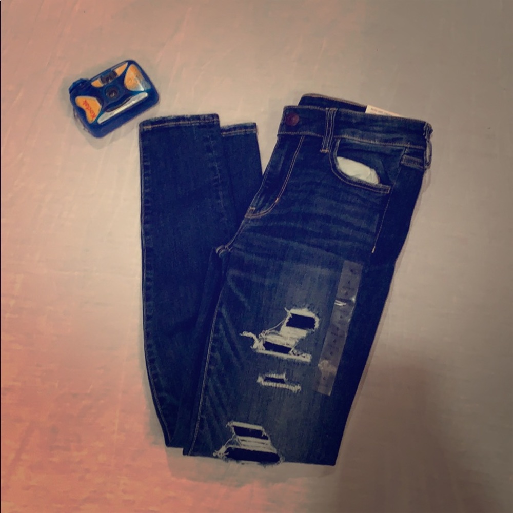 American Eagle Ripped Stretchy Jeggings